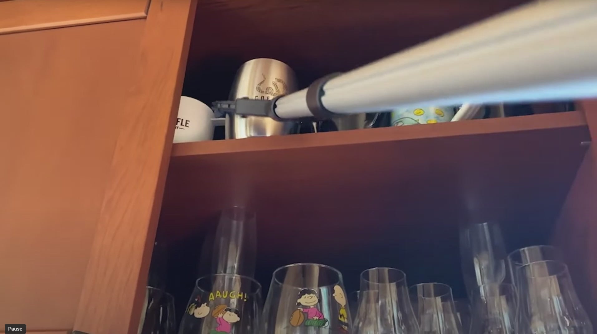 32" Foldable Reacher Grabber Tool — Lightweight Pick-Up Aid with Rotating Grip